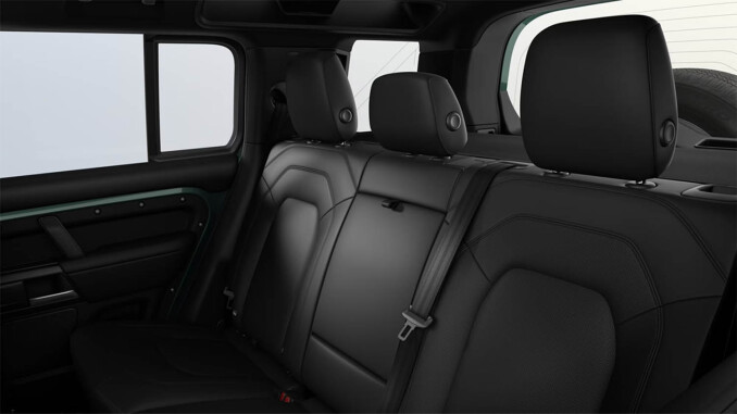Land Rover Defender 2.0 P300e Trophy Edition Keswick 110 5dr Auto [NI] Estate - Image 6